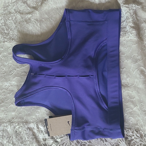 Nike Yoga XXL, L, XS Dri-FIT Swoosh High- Neck Sports Bra- Large - Picture 2 of 9